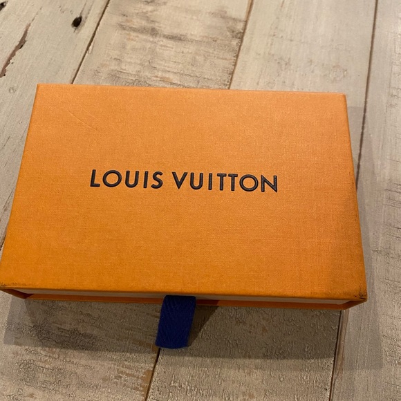 💯% Authentic Louis Vuitton “Blooming Bracelet.” - Picture 5 of 14